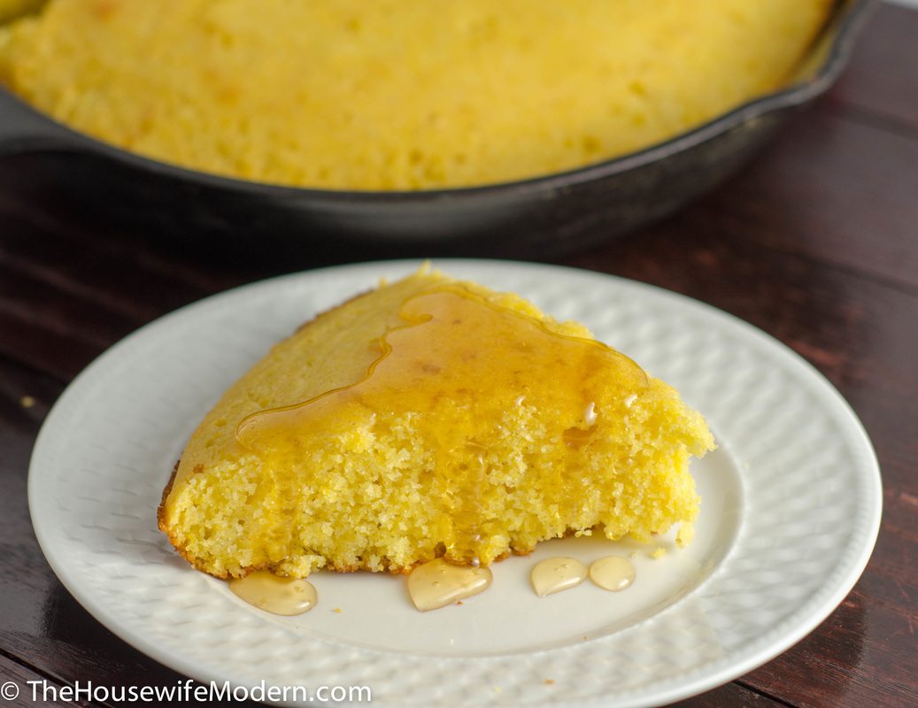 Oldfashioned, Cast Iron Skillet Cornbread